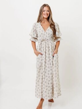 Floral V-Neck Maxi Dress with Puff Sleeves - Cream